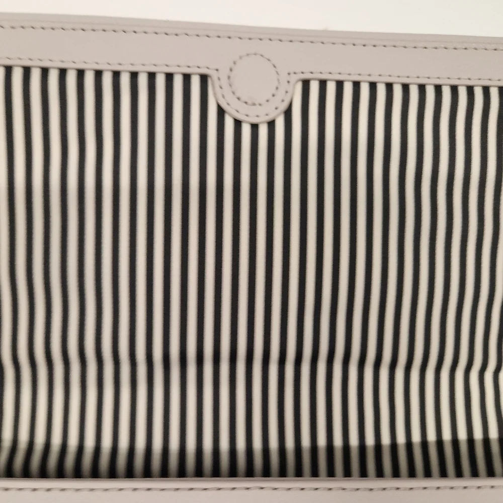 Kate Spade New YorkMAKE MAGIC RABBIT CALI CROSSBODY New - Picture 12 of 16